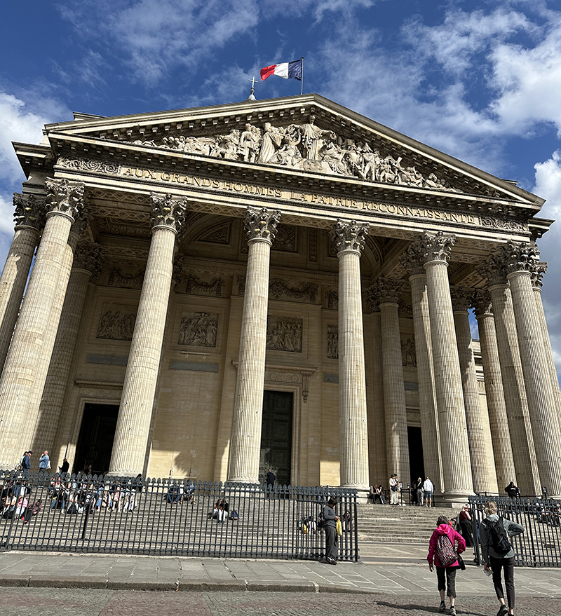 Place du Panthéon museum