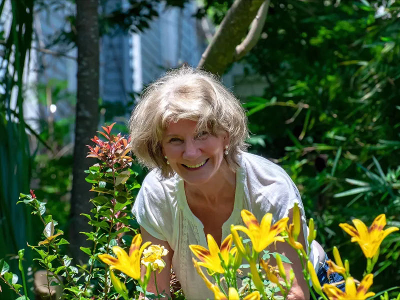 Linda Pollock, Tulane University School of Liberal Arts